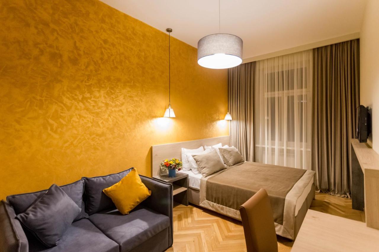 Апартаменты 3 BR Тбилиси Экстерьер фото