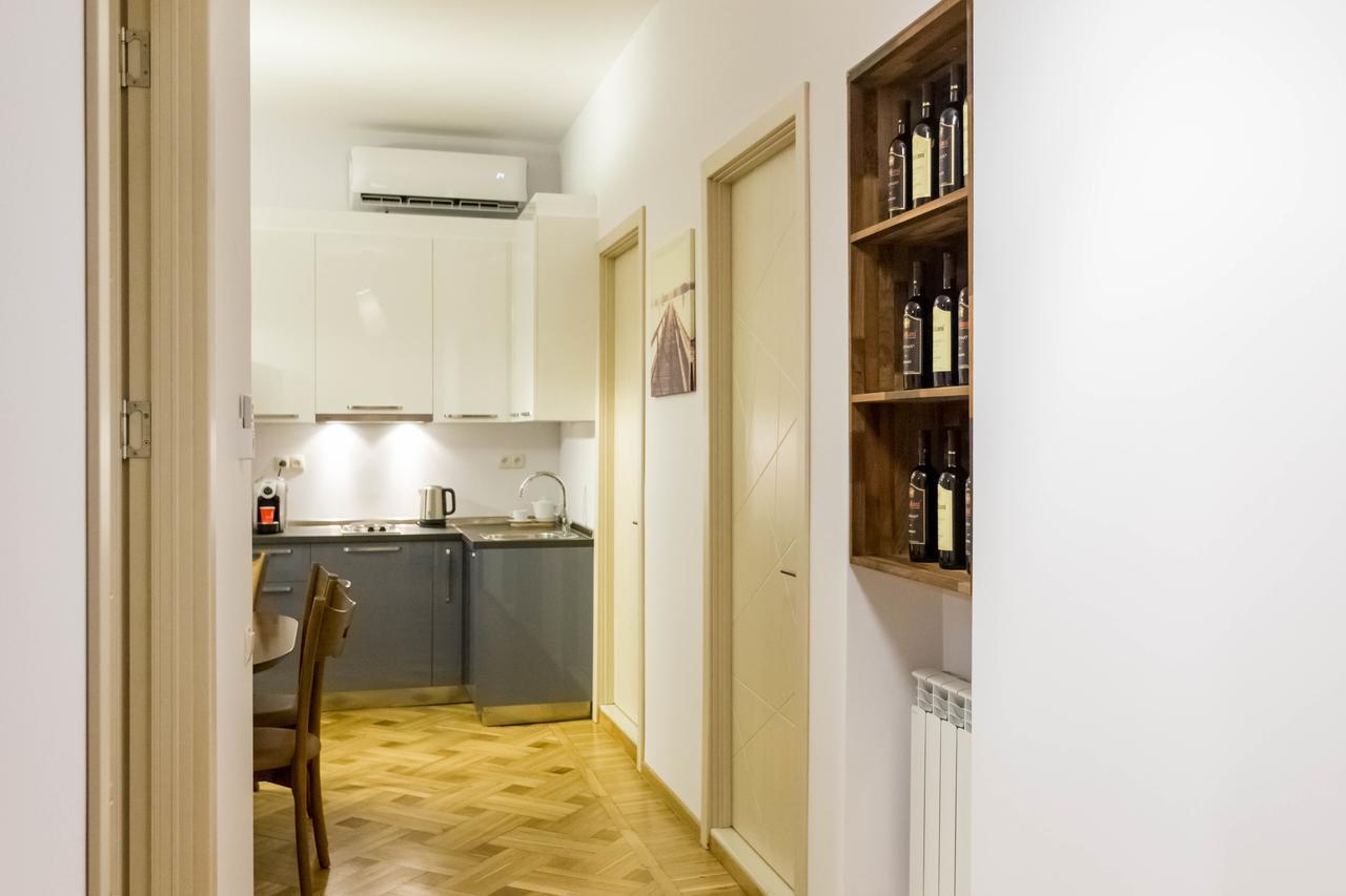 Апартаменты 3 BR Тбилиси Экстерьер фото