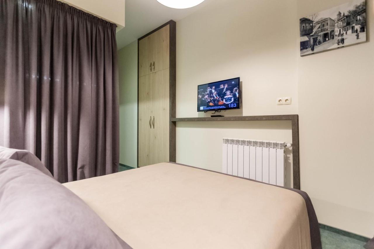 Апартаменты 3 BR Тбилиси Экстерьер фото