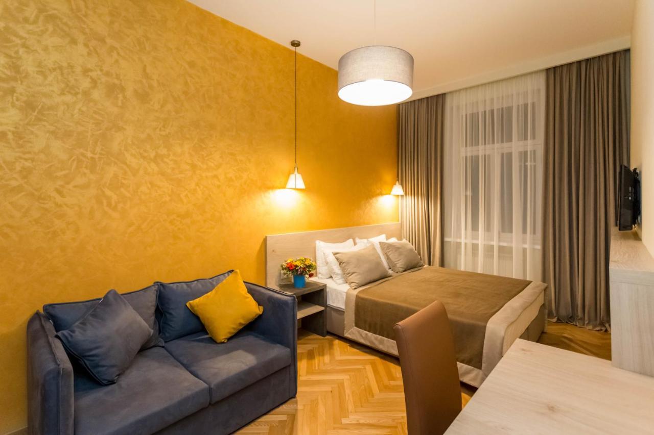 Апартаменты 3 BR Тбилиси Экстерьер фото
