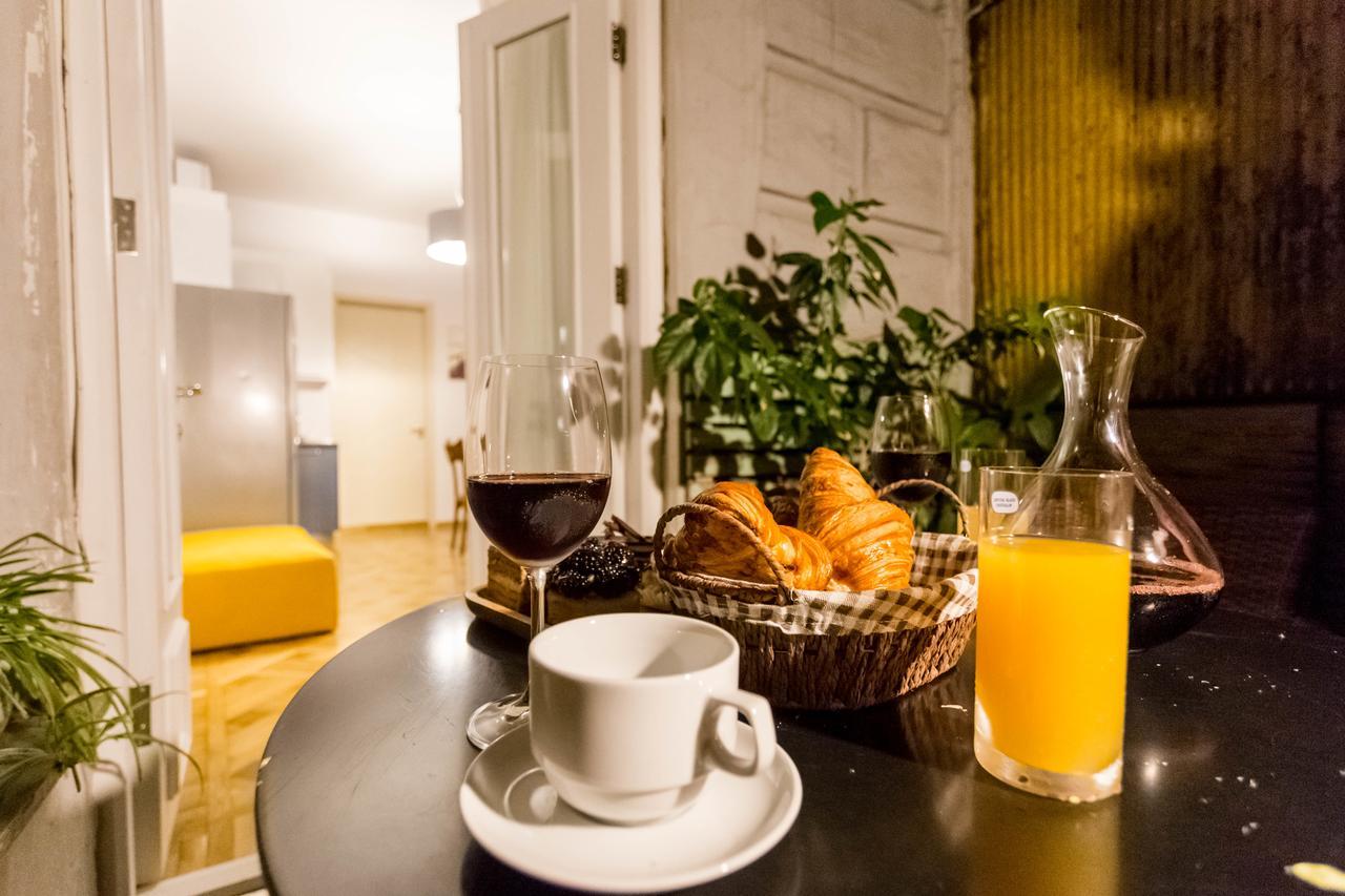 Апартаменты 3 BR Тбилиси Экстерьер фото